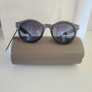 BCBGMaxAzria Black and Gray Sunglasses